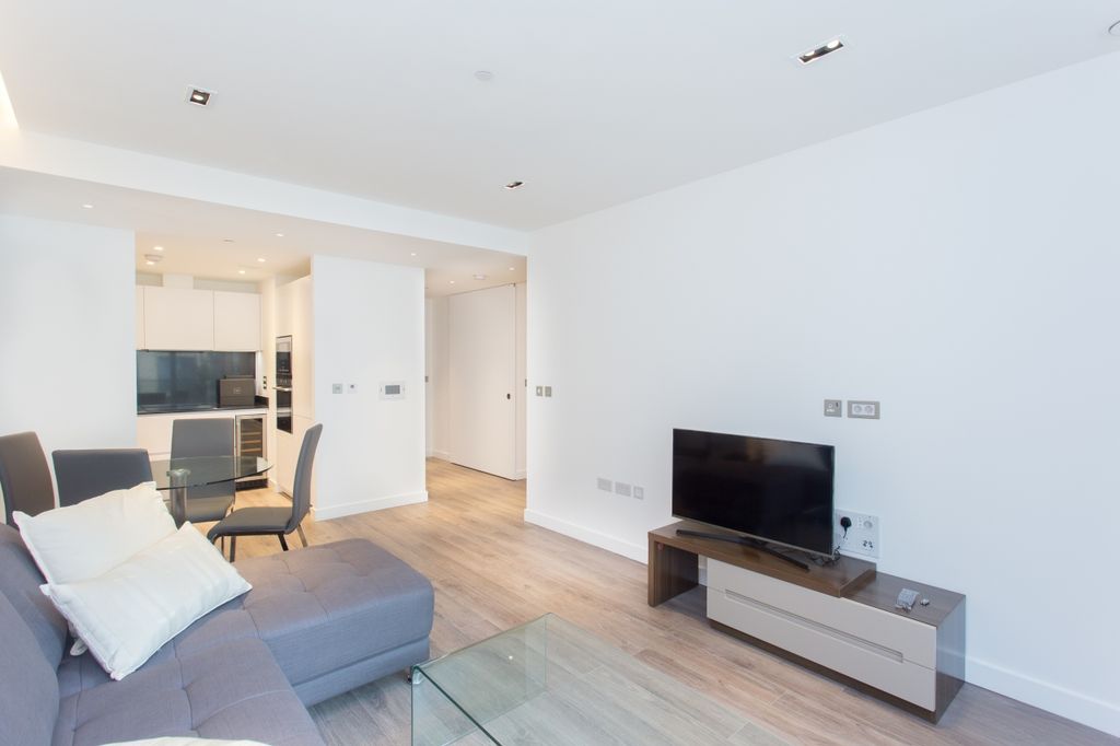 Property photo 3 of 7 Living Area