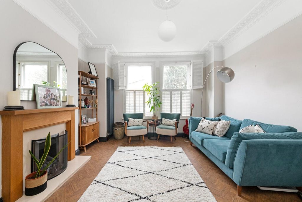 Property photo 3 of 10 2.Jpg