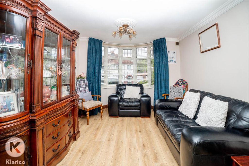 Property photo 3 of 25 Photo-1.Jpg