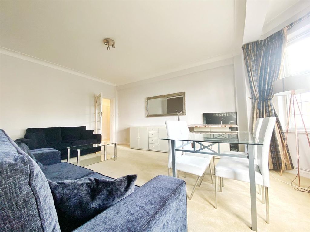 Property photo 1 of 15 Wellington Court 1.Jpg