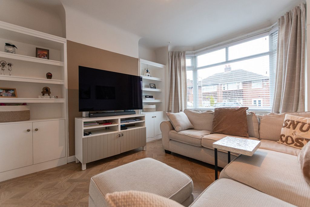 Property photo 3 of 30