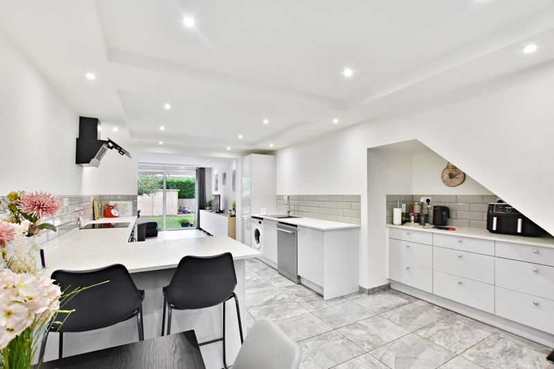 Property photo 3 of 21 Photo 16