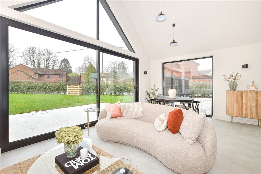 Property photo 2 of 20 Kitchen/ Diner