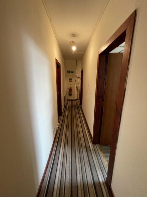 Property photo 3 of 8 Gallery