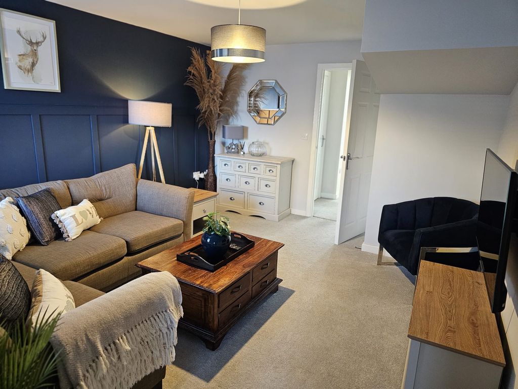 Property photo 3 of 23