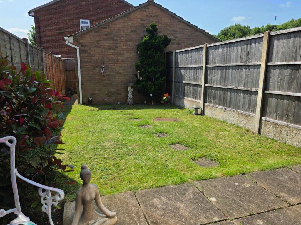 Property photo 2 of 11 Rear Garden