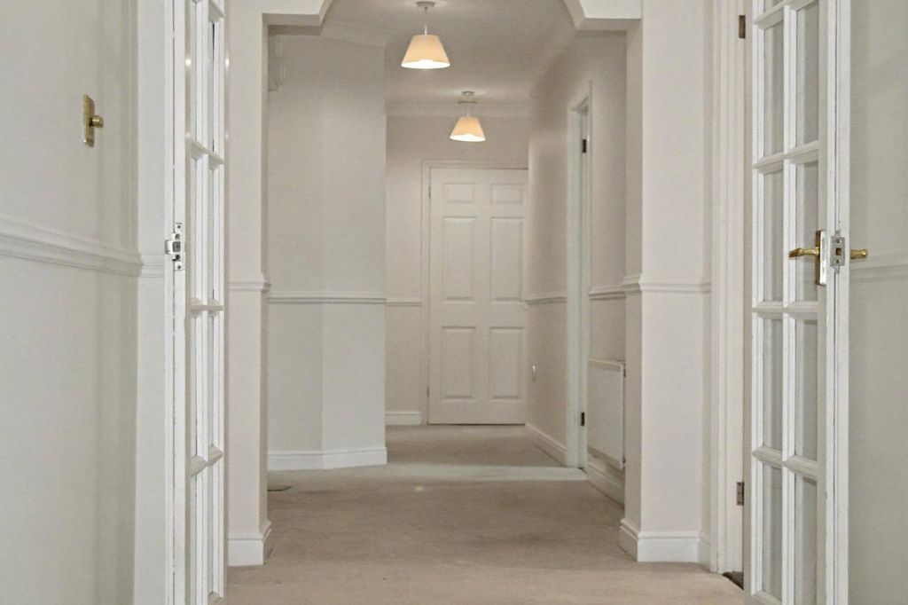 Property photo 2 of 10 Picture No. 15