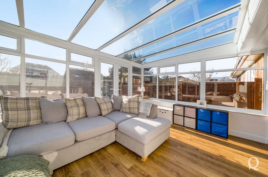 Property photo 3 of 22 834d9581-2F62-432...