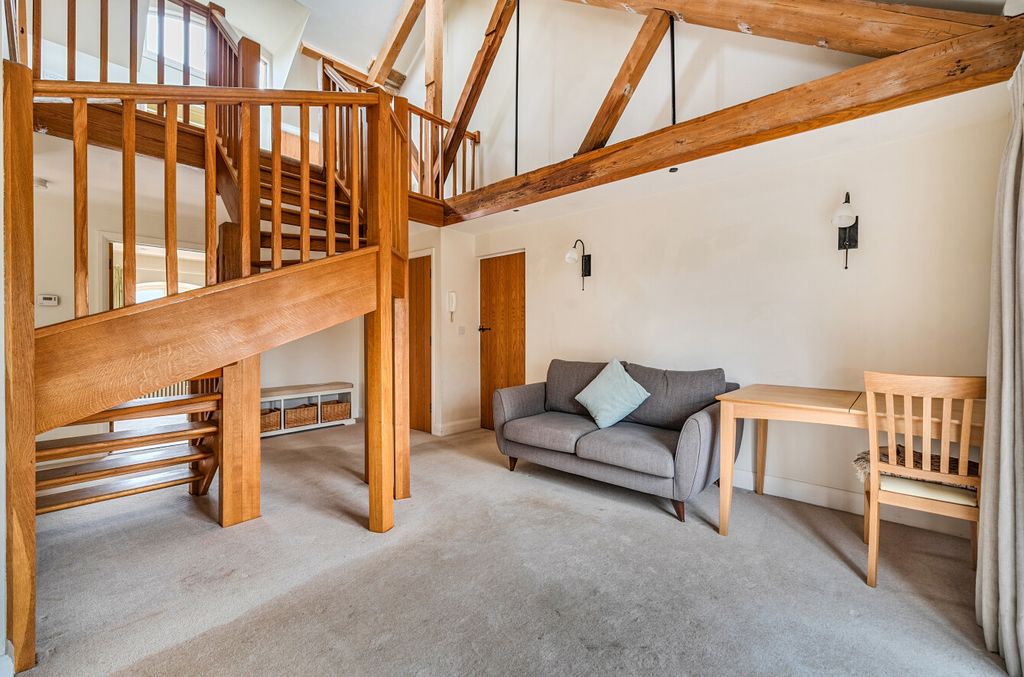 Property photo 2 of 13 1421986-7-69A1785...