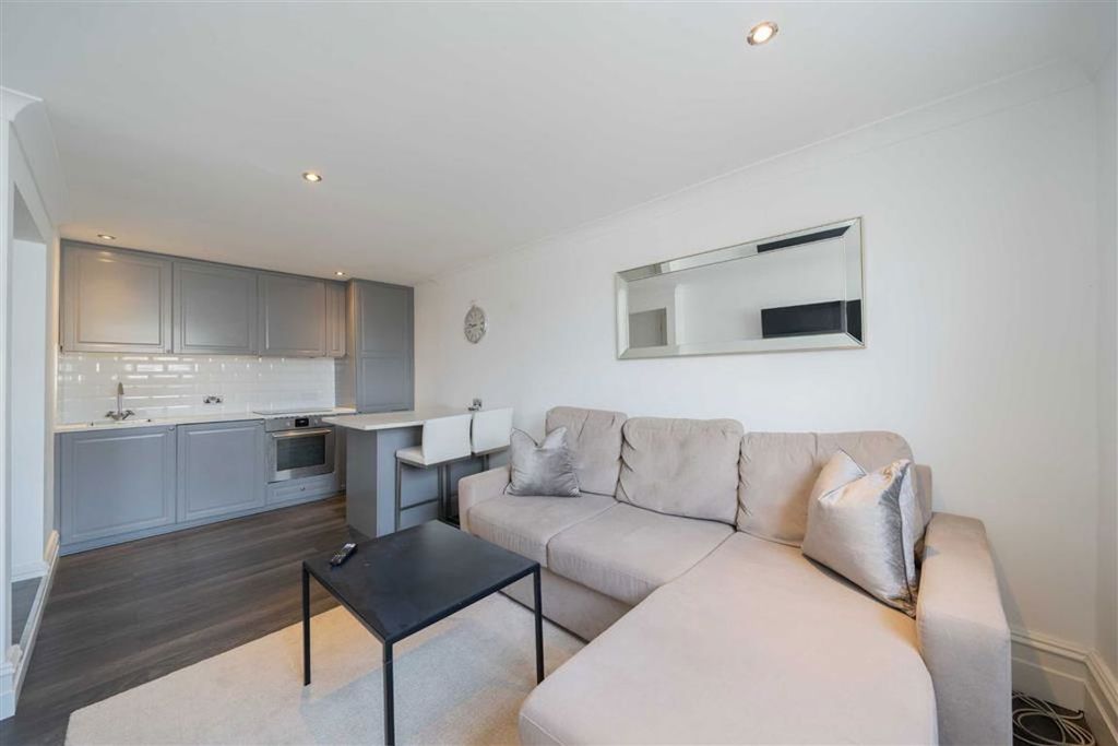 Property photo 1 of 4