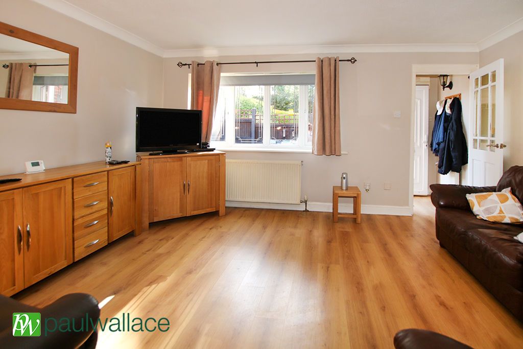 Property photo 2 of 6 Lounge