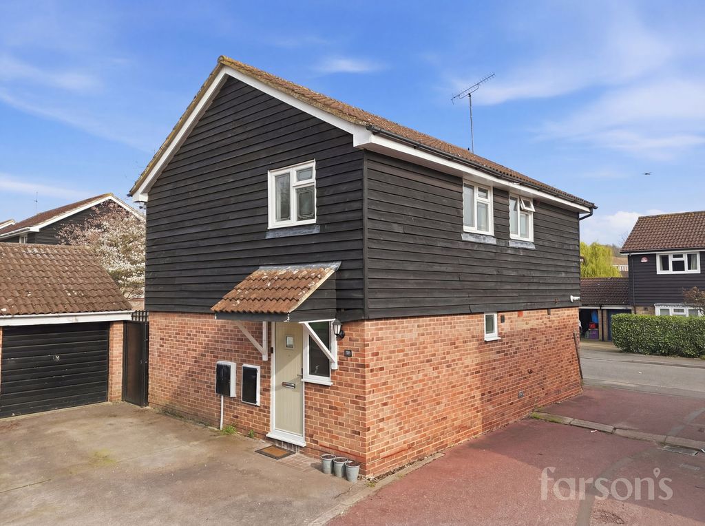 Property photo 1 of 25