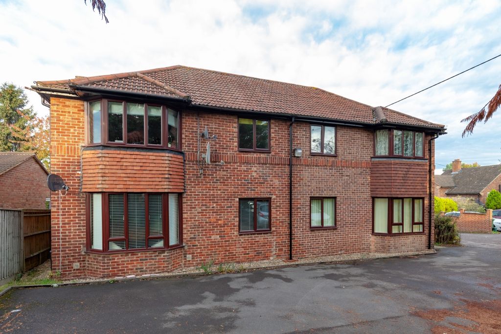 Property photo 1 of 7 78118