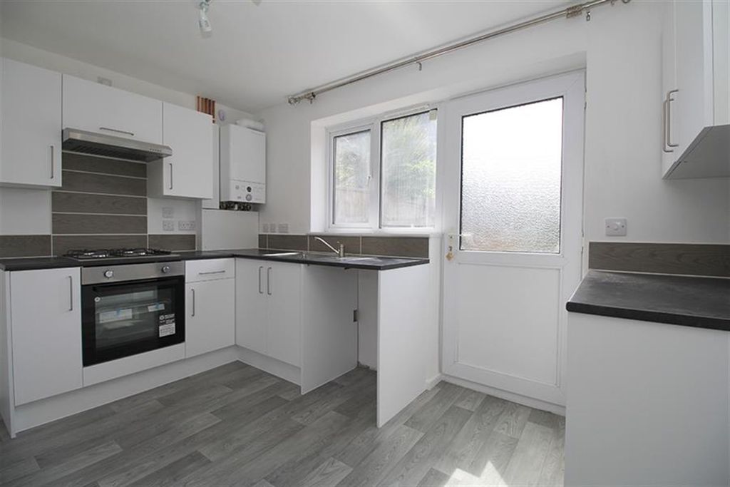 Property photo 1 of 24 Kitchen