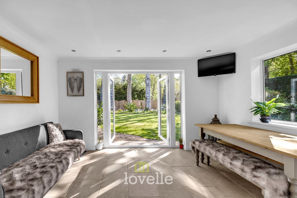 Additional image 7 of 5 bed detached house for saleWoodrow Park, Scartho, Grimsby DN33
