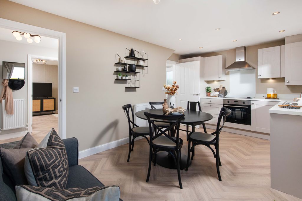 Property photo 2 of 9 Constable Gardens Hadley Kitchen Diner