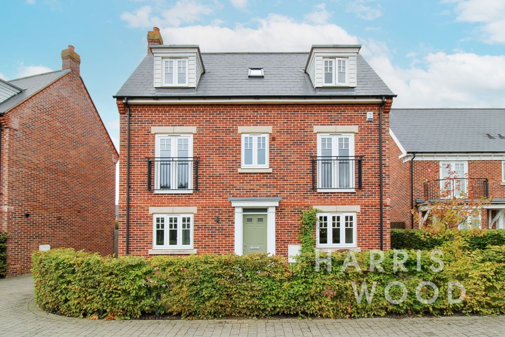 Property photo 1 of 34 4028530