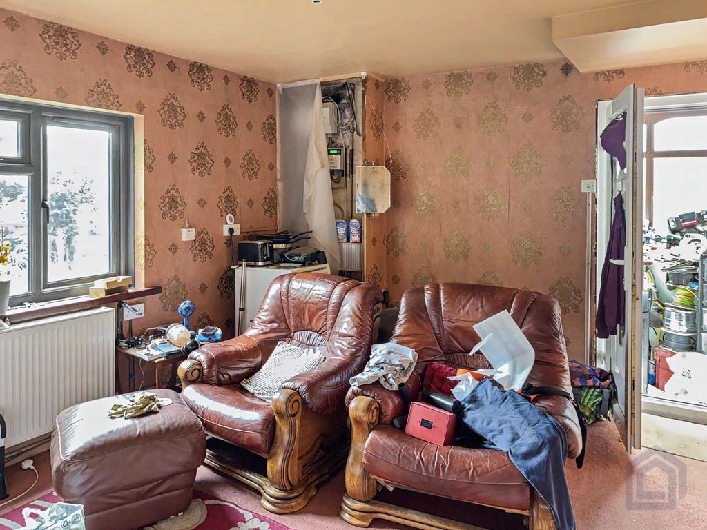 Property photo 3 of 22