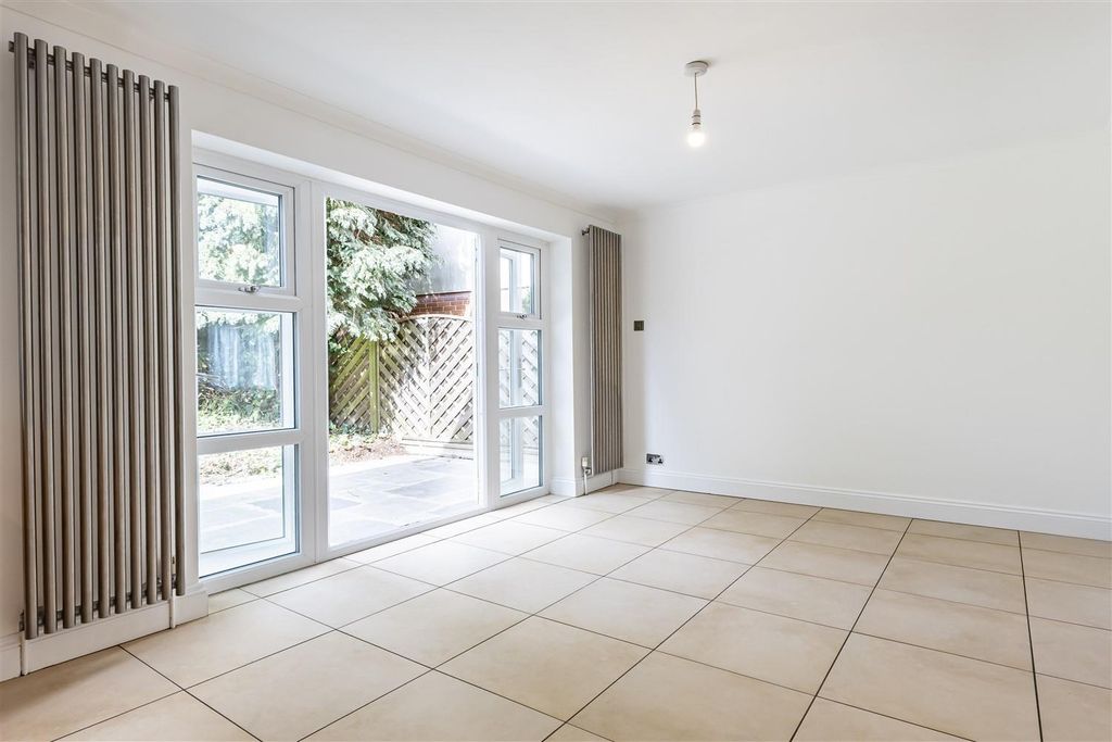 Property photo 3 of 42 The Laurels Kendal (8).Jpg