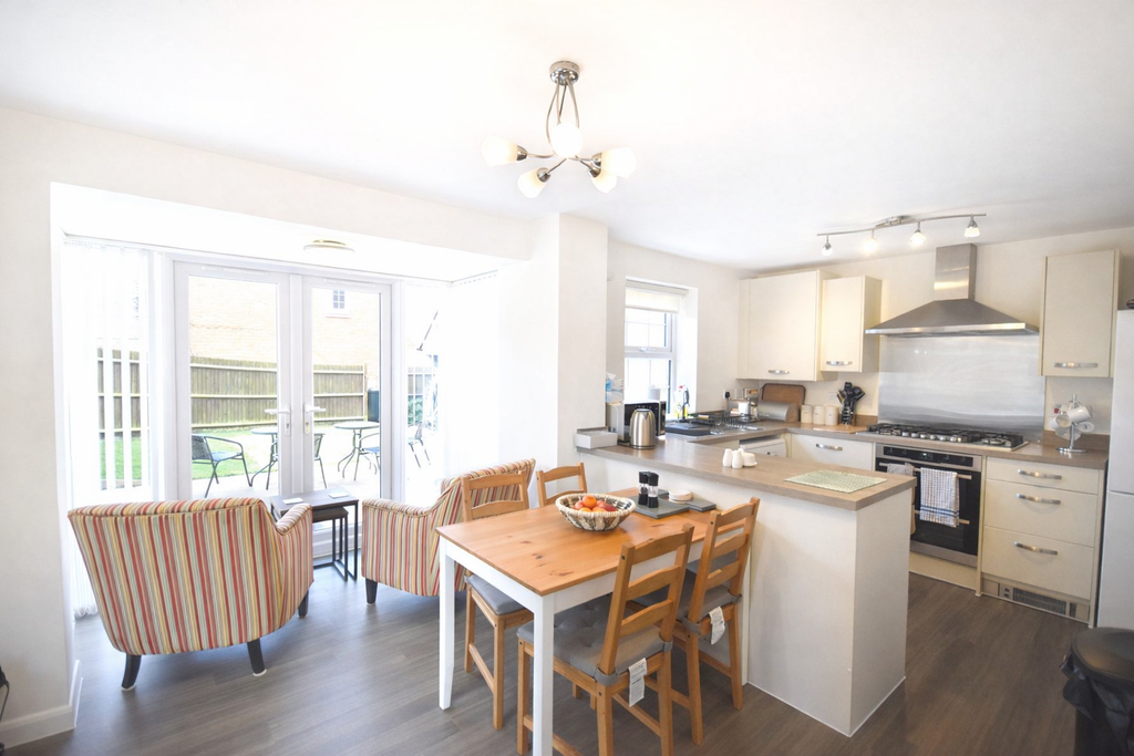 Property photo 2 of 15 Kitchen/Diner