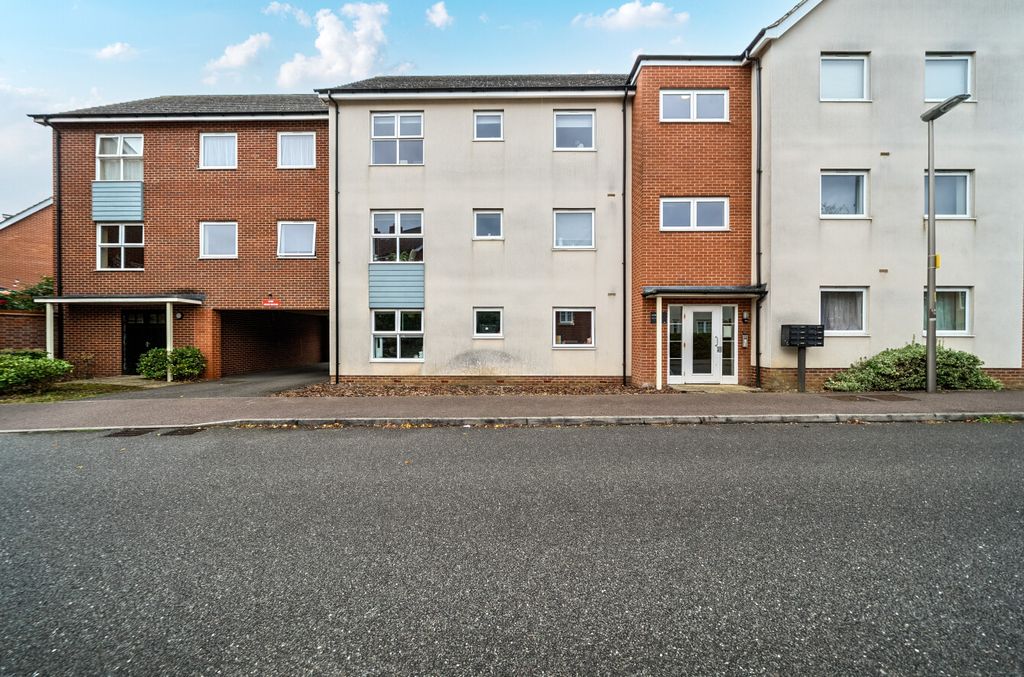 Property photo 1 of 13