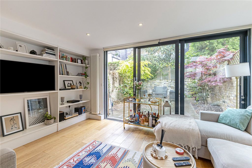 Property photo 1 of 14 Reception Room