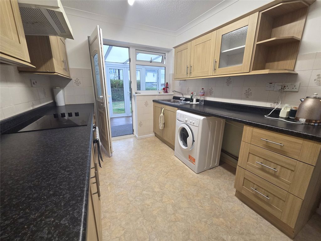 Property photo 3 of 19 Picture No. 17