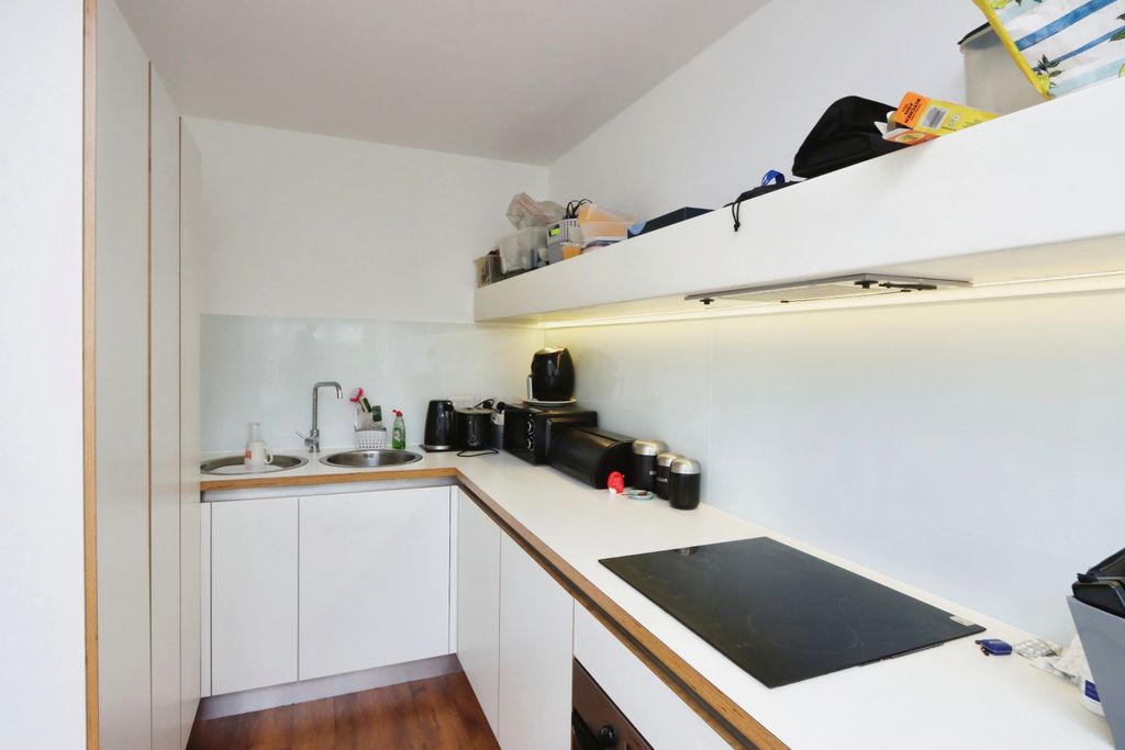 Property photo 2 of 17 Photography