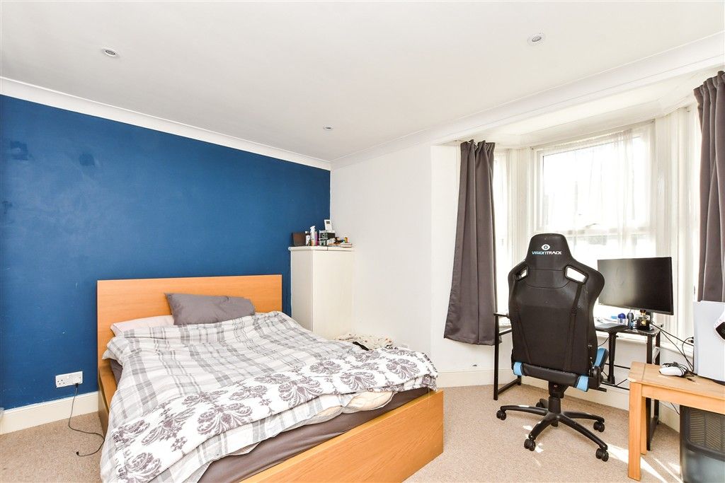 Property photo 2 of 12 Bedroom 1