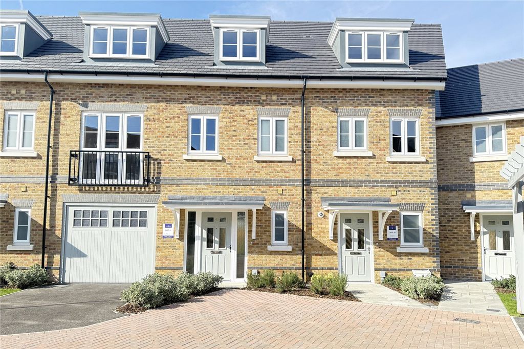 Property photo 1 of 14 External