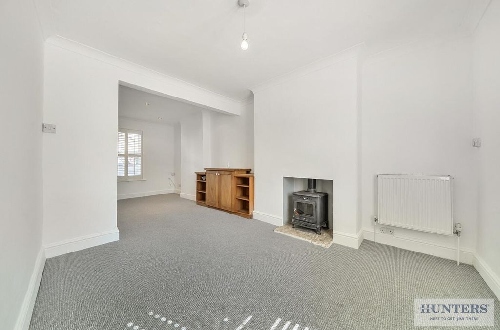 Property photo 3 of 21 36106684-Bac4-4E41-Af48-Ecf6B015E317.Jpg