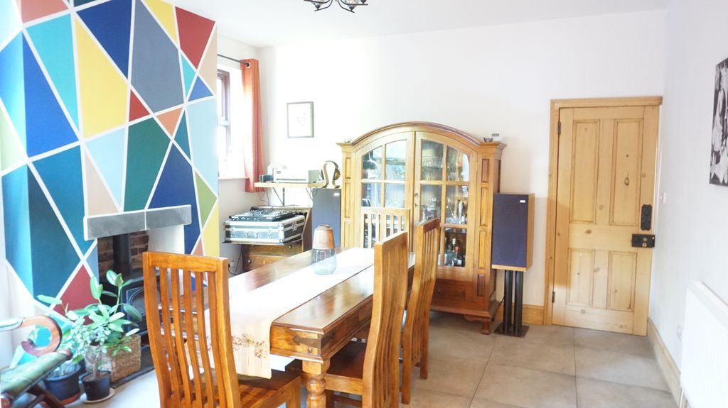 Property photo 3 of 22 Img_2268