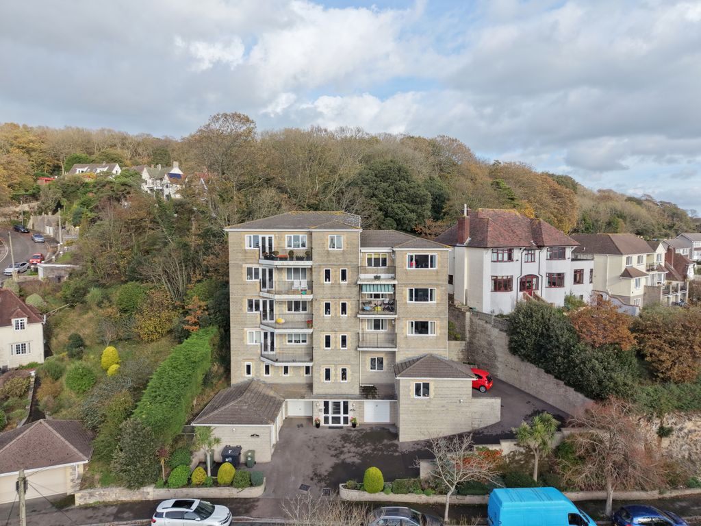 Property photo 1 of 23 2 Bed Flat For Sale Cecil Road, Weston S Mare Bs23 2Nx