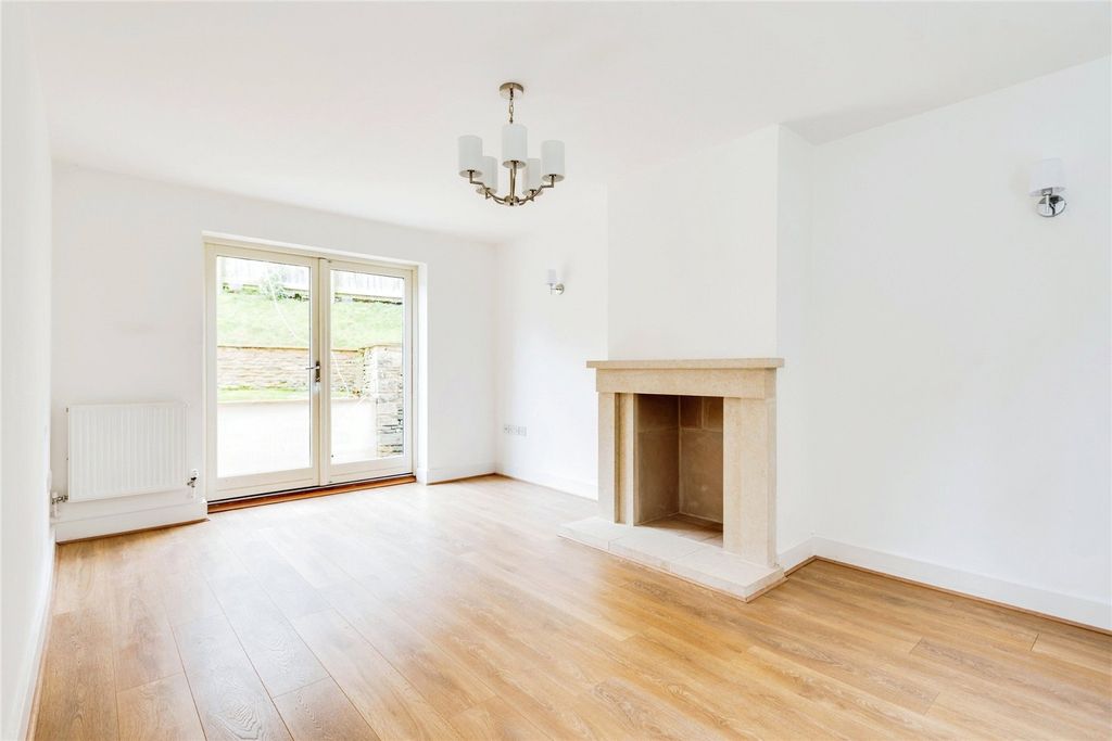 Property photo 3 of 17 Picture No. 34