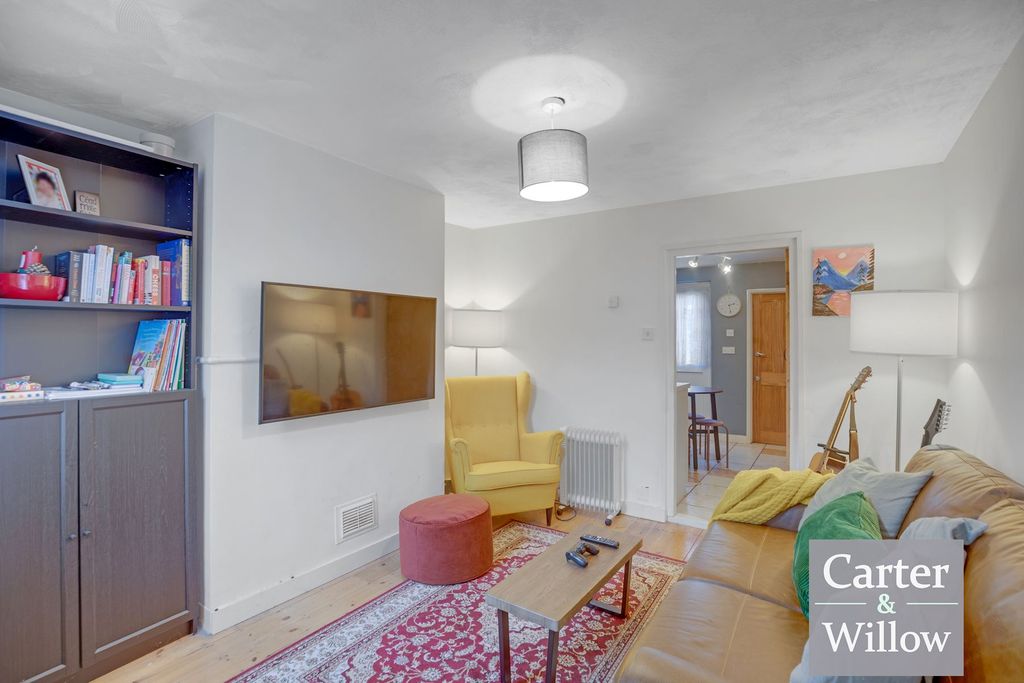 Property photo 2 of 15