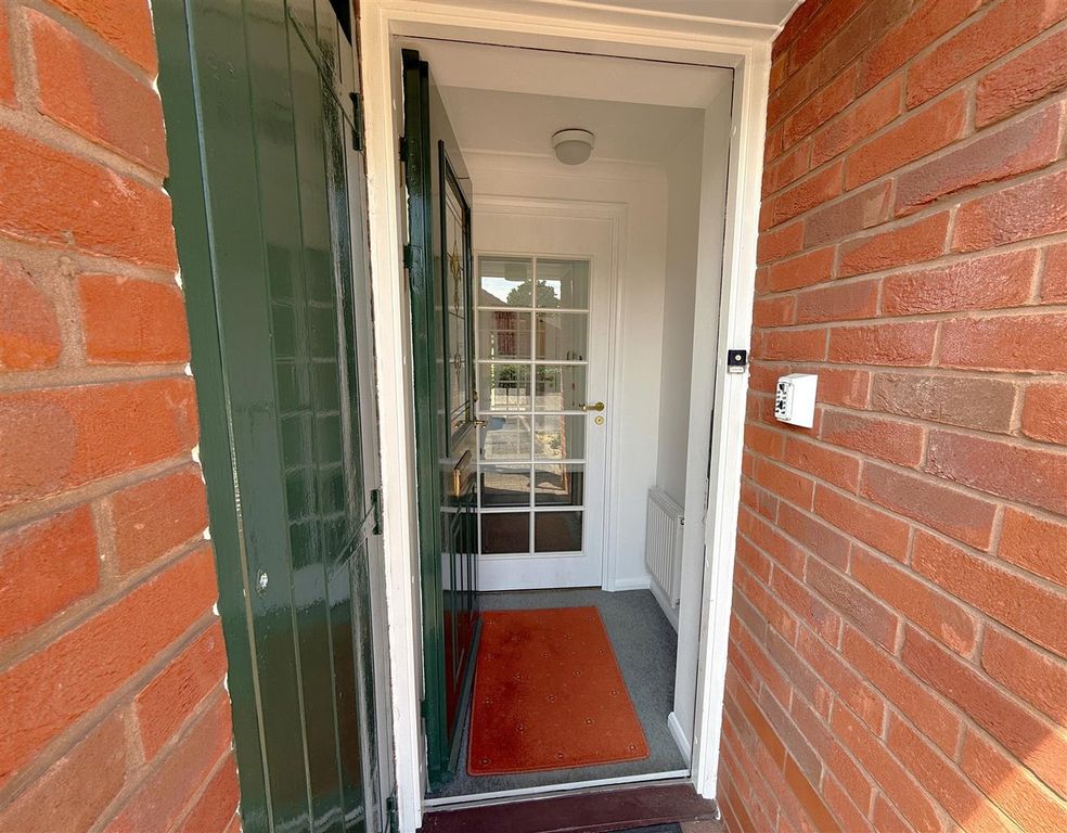 Property photo 3 of 12 Entrance.Jpg
