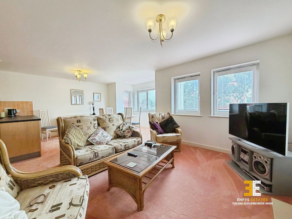 Property photo 3 of 20