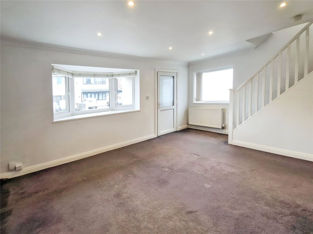 Property photo 2 of 14 Picture No. 24