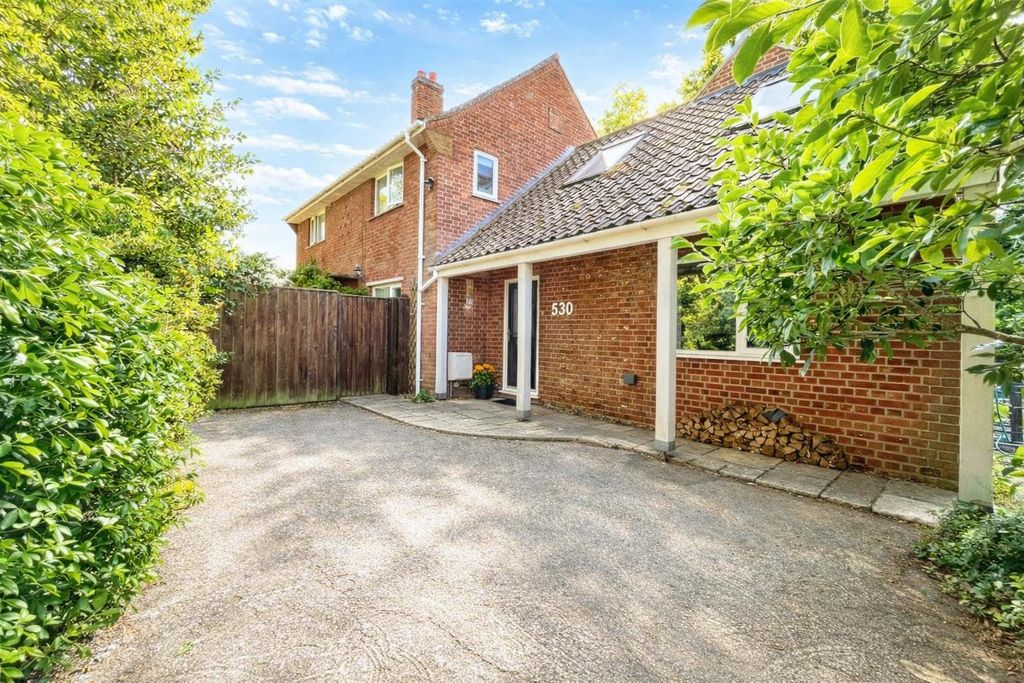 Property photo 2 of 21 12.Png