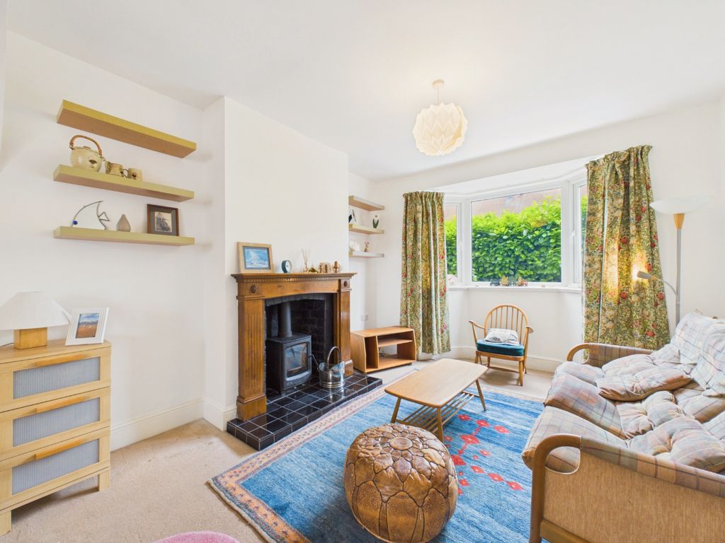 Property photo 2 of 17 4887134