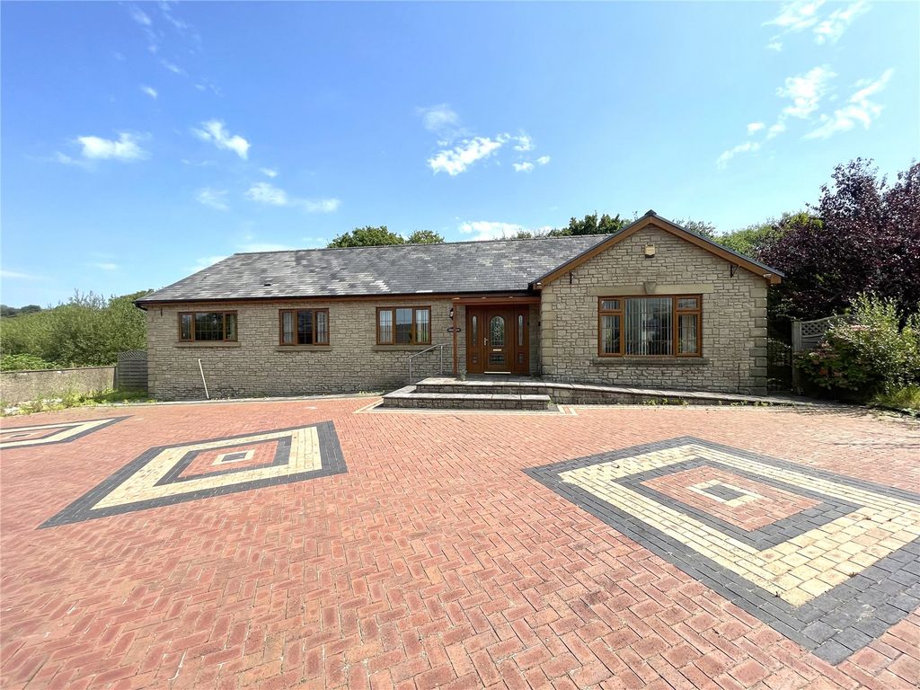 Property photo 1 of 21 Picture No. 28