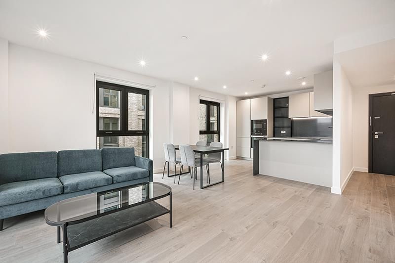 Property photo 1 of 16 Darter House, 33 (13).Jpg
