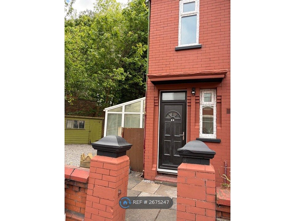 Property photo 2 of 12