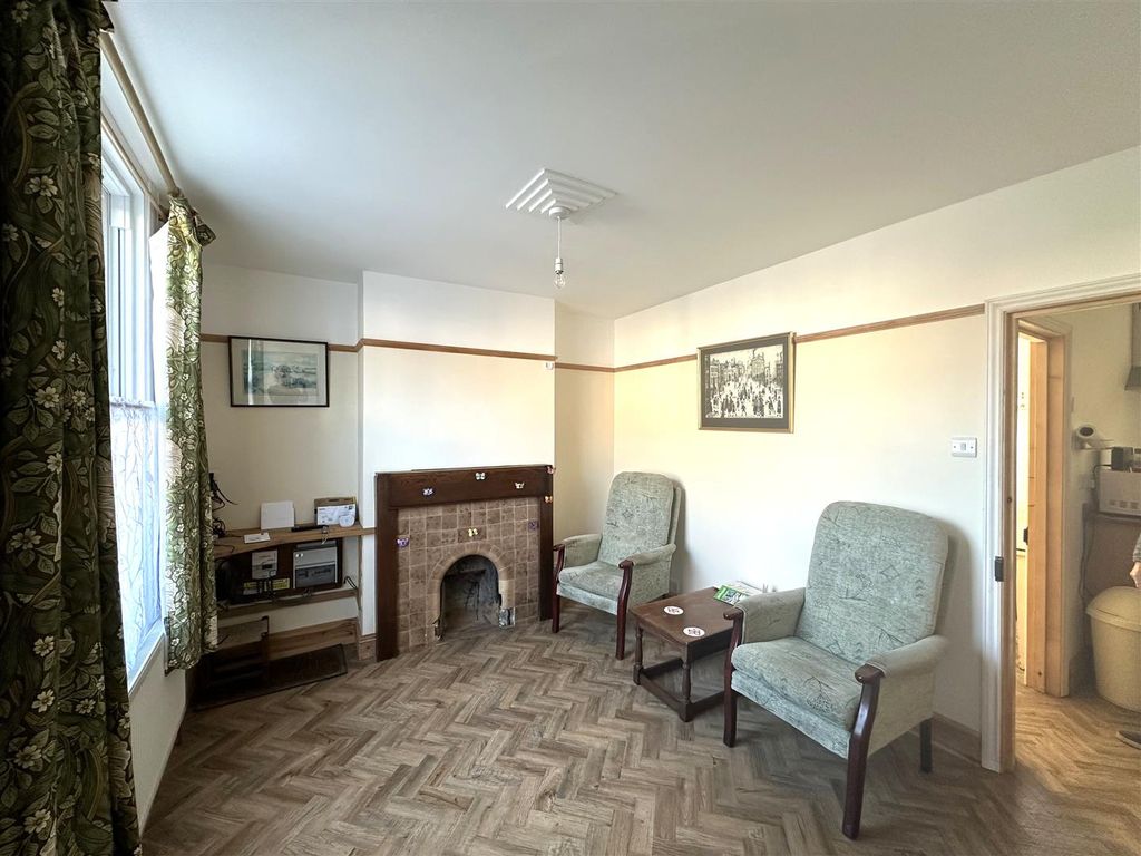 Property photo 2 of 9 Img_5562.Jpeg