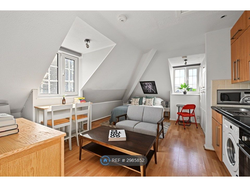 Property photo 1 of 35