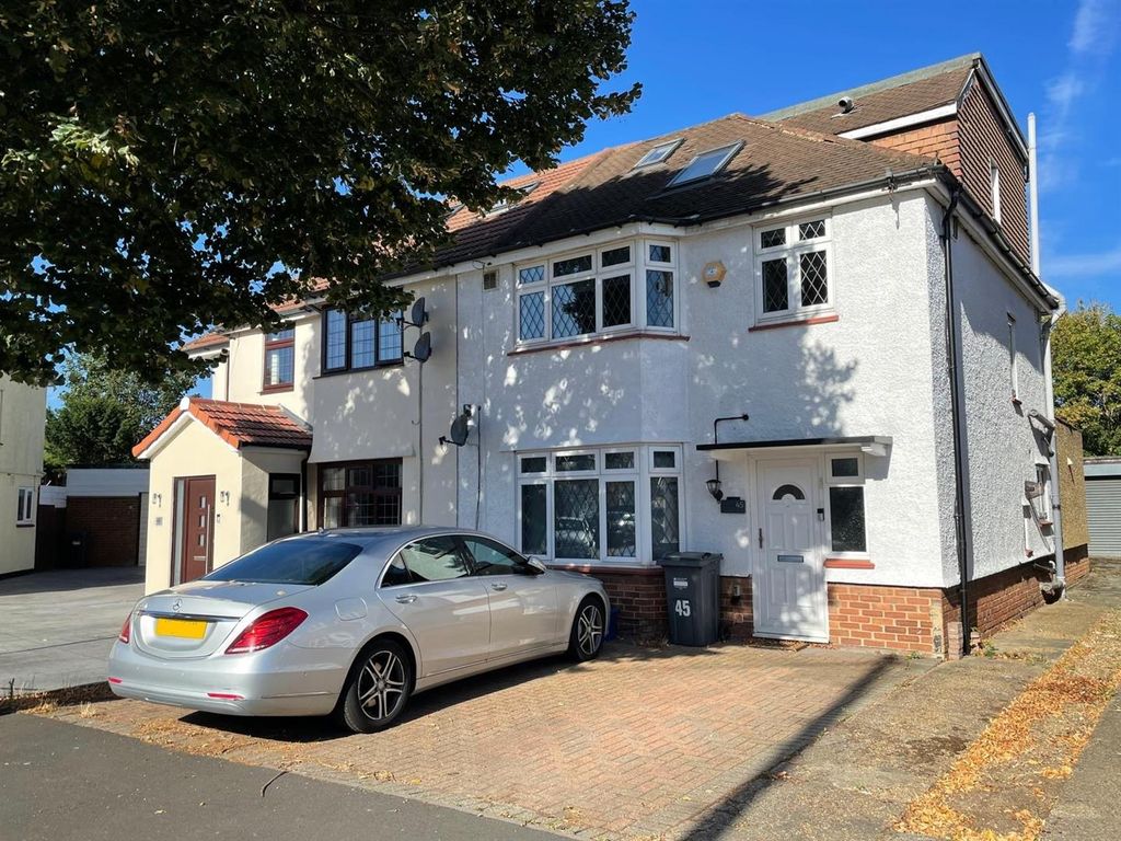 Property photo 1 of 17 cc7Db4F2-B1F3-4280-B265-c963Bacf16c3.Jpeg