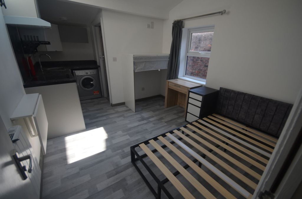 Property photo 1 of 4
