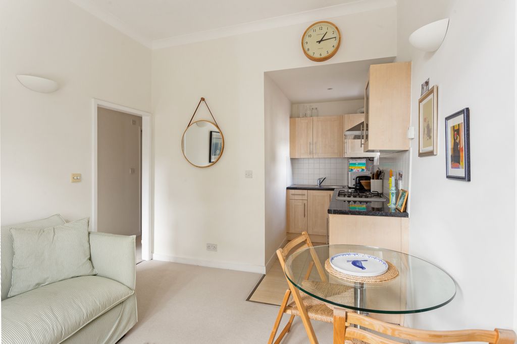 Property photo 2 of 10 78090_Linden Gardens