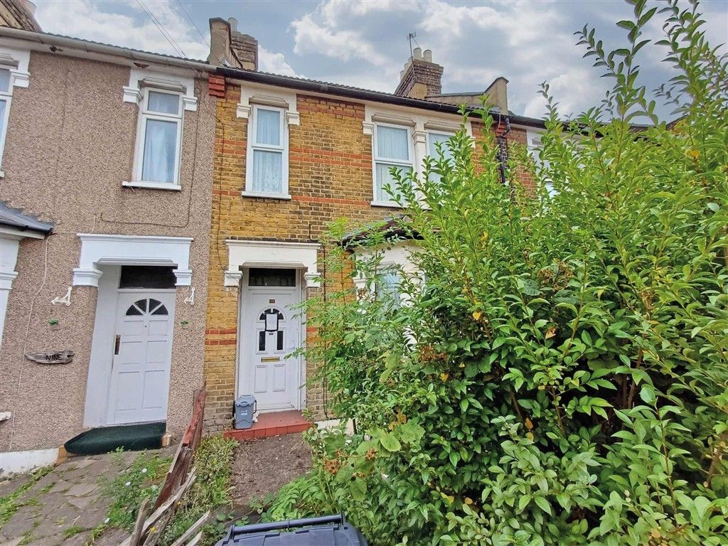 Property photo 1 of 6
