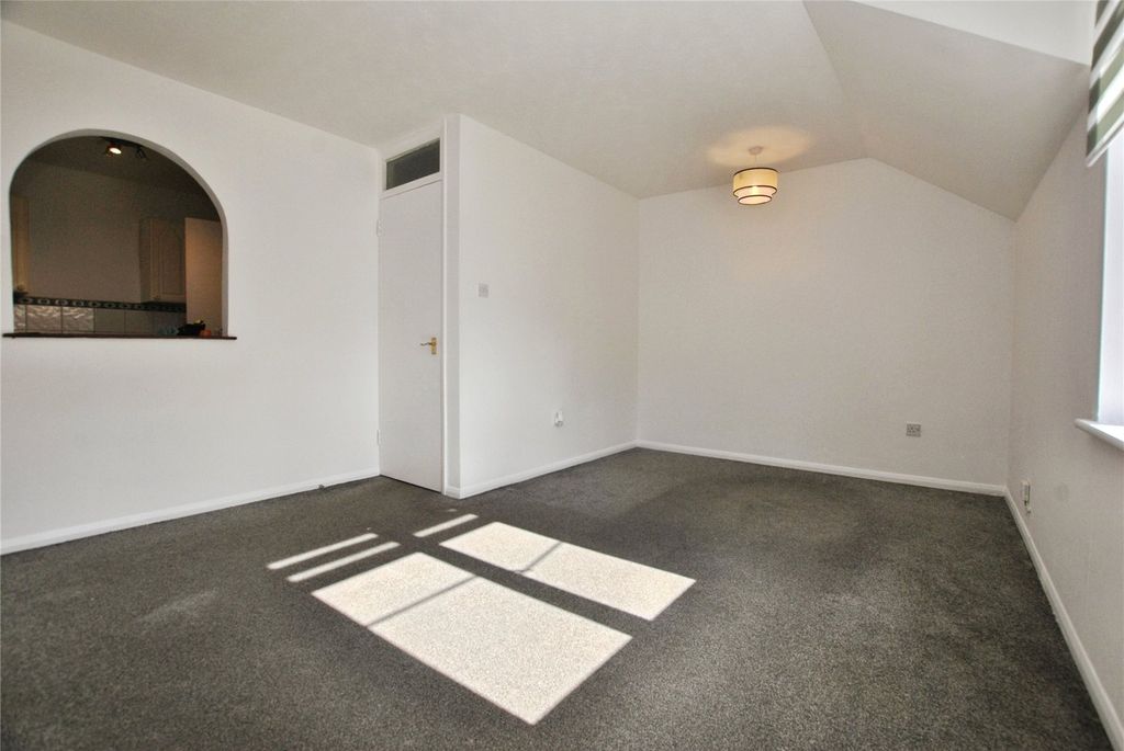 Property photo 2 of 6 Picture No. 01